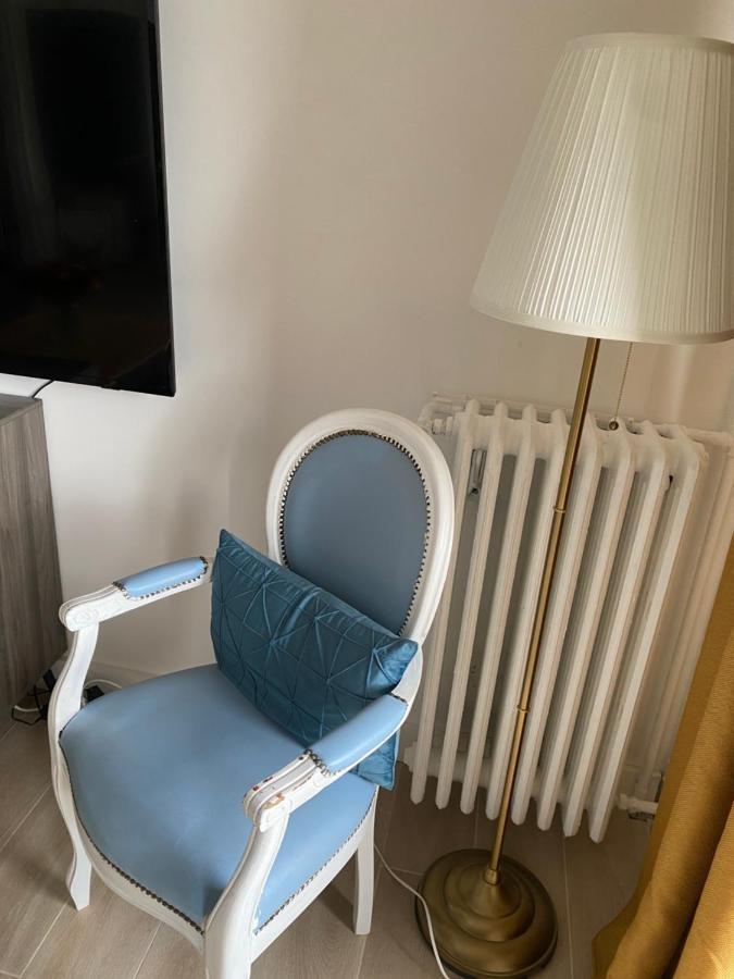 Grand Appartement Courbevoie Paris Экстерьер фото