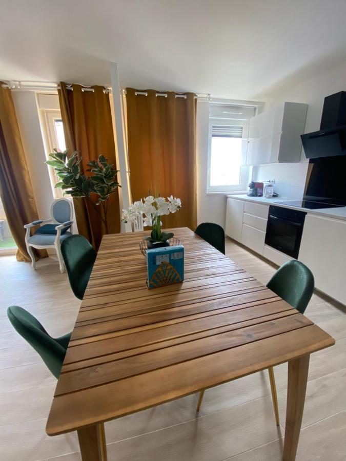 Grand Appartement Courbevoie Paris Экстерьер фото